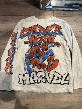 Marvel Spider-Man Long Sleeve Tee boys small